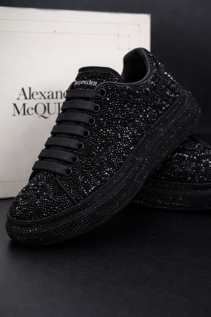Alexander McQueen brillosos - Exclusividad y Elegancia