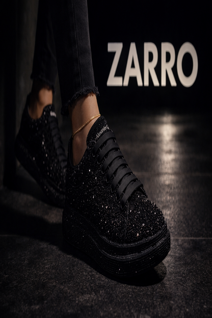 Alexander McQueen brillosos - Exclusividad y Elegancia